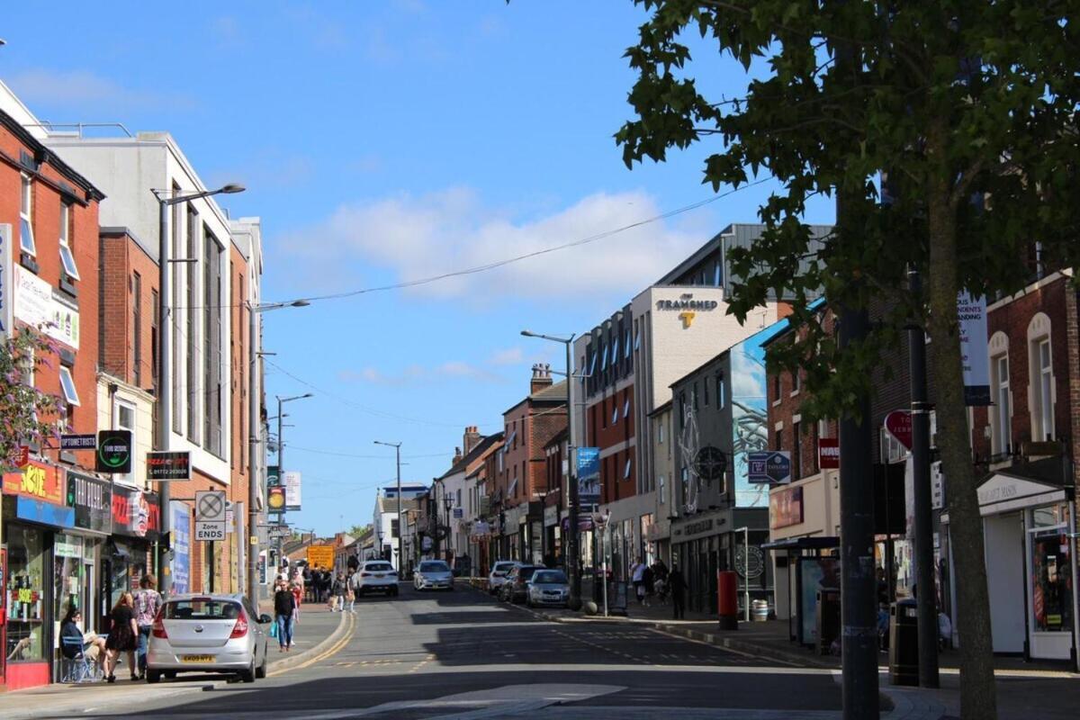 Two Bedroom Apartment, Free Parking, Close To Uclan And Free Wifi Preston  Exterior foto
