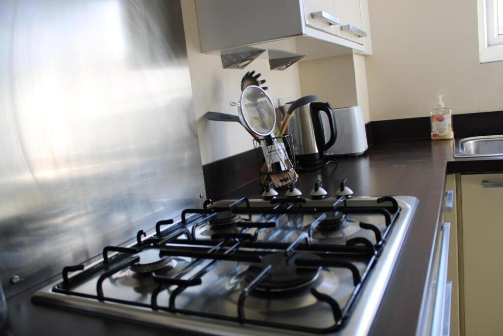 Two Bedroom Apartment, Free Parking, Close To Uclan And Free Wifi Preston  Exterior foto