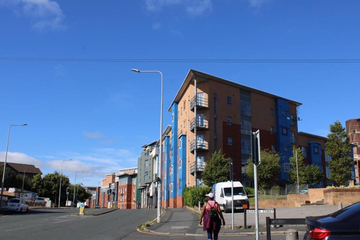 Two Bedroom Apartment, Free Parking, Close To Uclan And Free Wifi Preston  Exterior foto