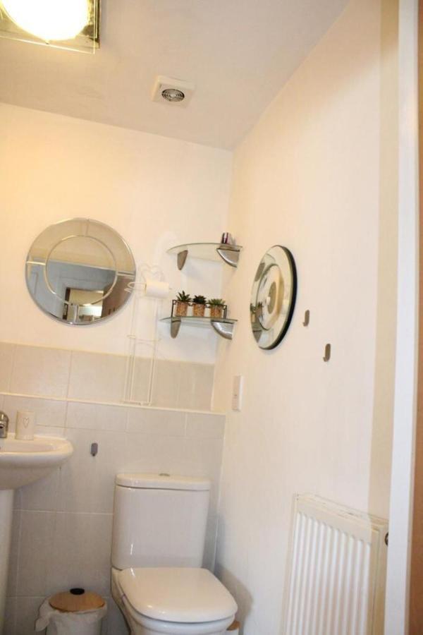 Two Bedroom Apartment, Free Parking, Close To Uclan And Free Wifi Preston  Exterior foto
